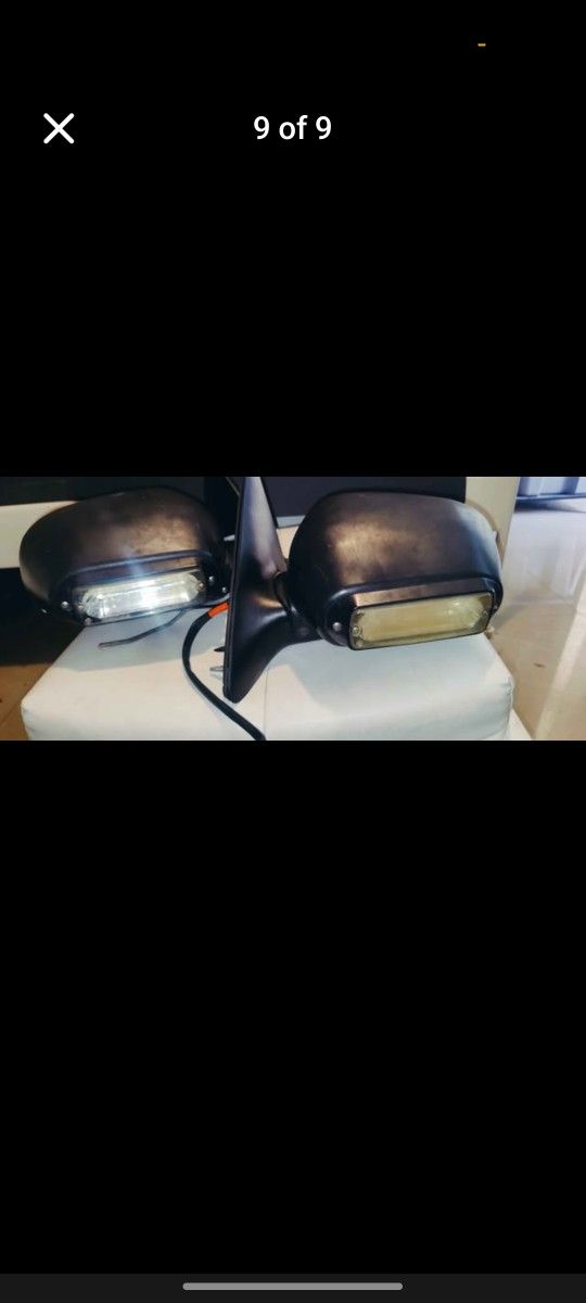 Crown Vic MoonBeams side mirrors
