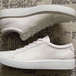 ECCO Women's Soft 7 Limited Edition in White size 41