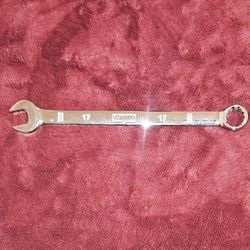 Dewalt 17mm Combination Wrench 