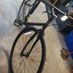 Schwinn 28inch Road Bike 