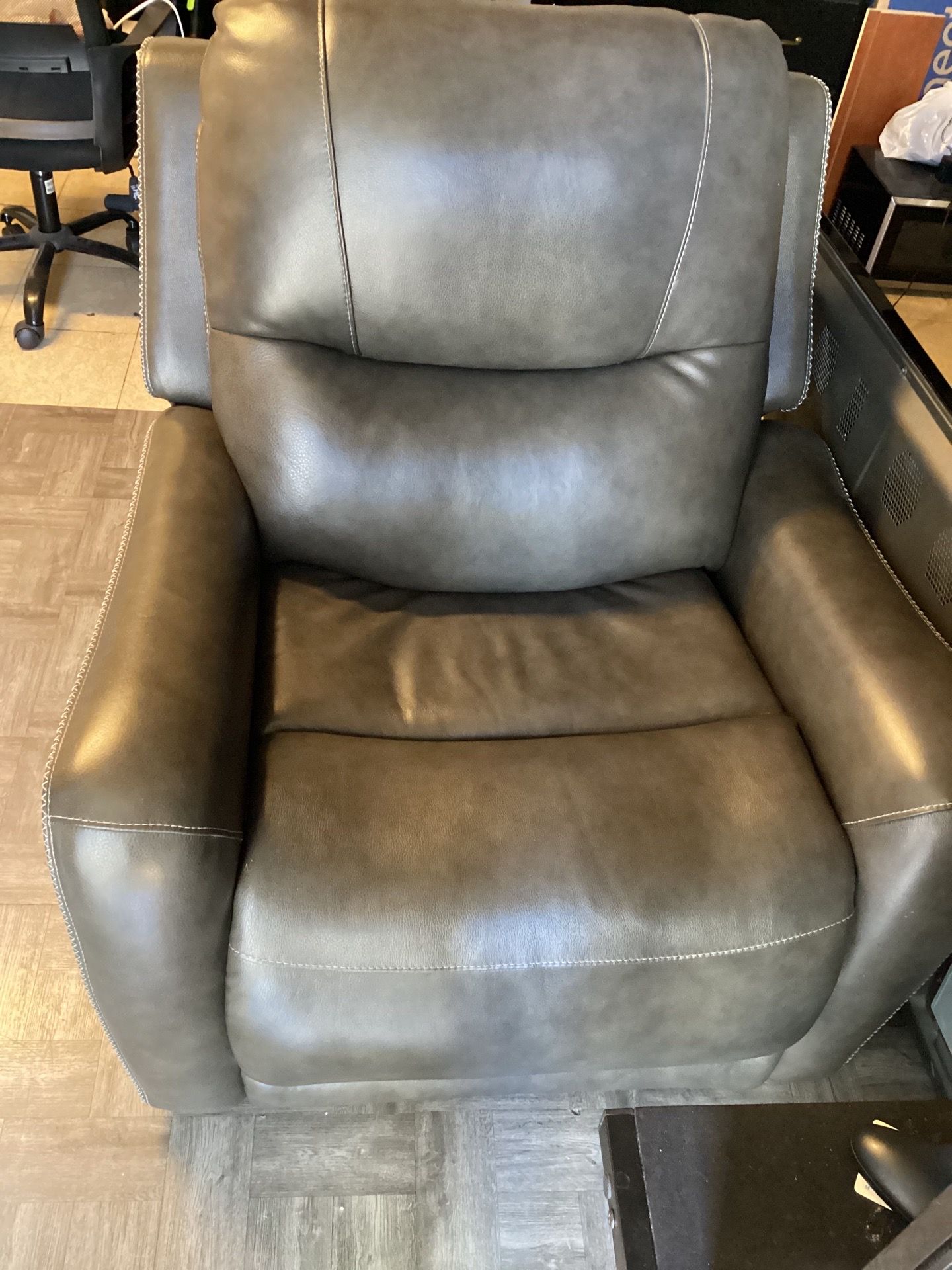 Massaging electric and heated sofa recliner