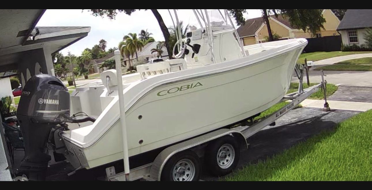 2016 hull 2021 engine Cobia & Yamaha Center Console 217 CC