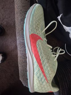 Running Shoes