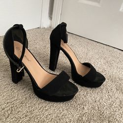 Black Pump Heels