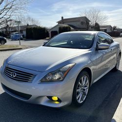 2012 Infiniti G37X