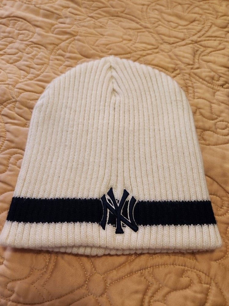 NY Yankees Beanie