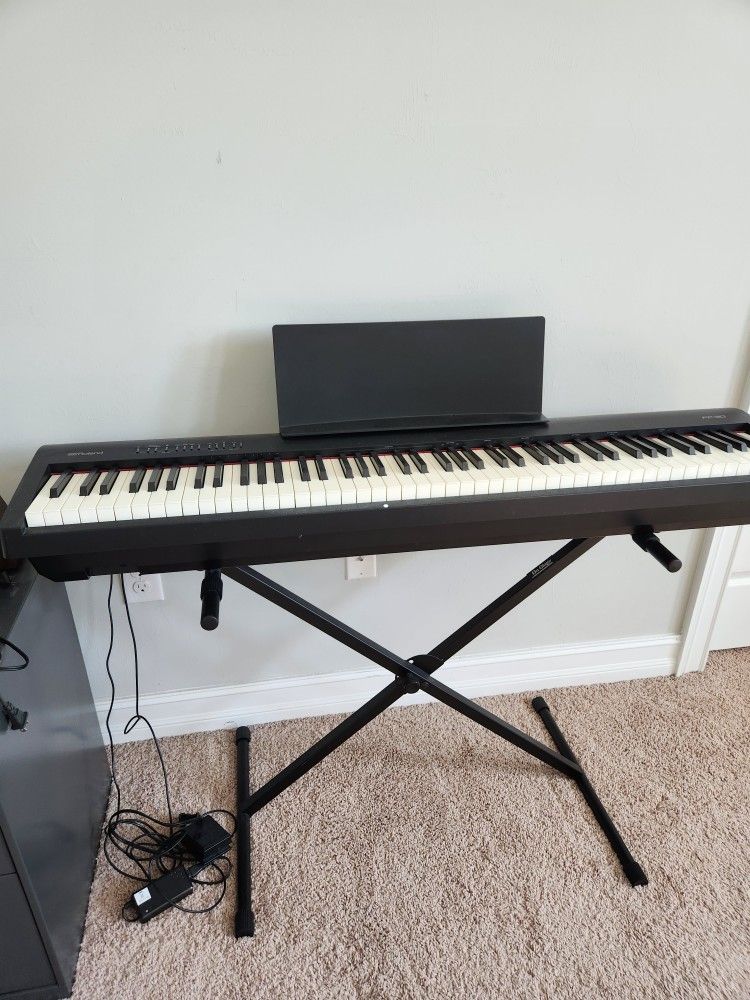 Roland Fp 30 Digital Piano