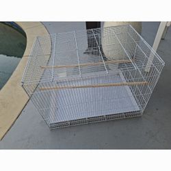 🐦 🐦‍⬛ 🦜 cage