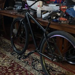 Black Oil Se Bike (CHECK DISC)