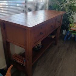 Entry Way Table 