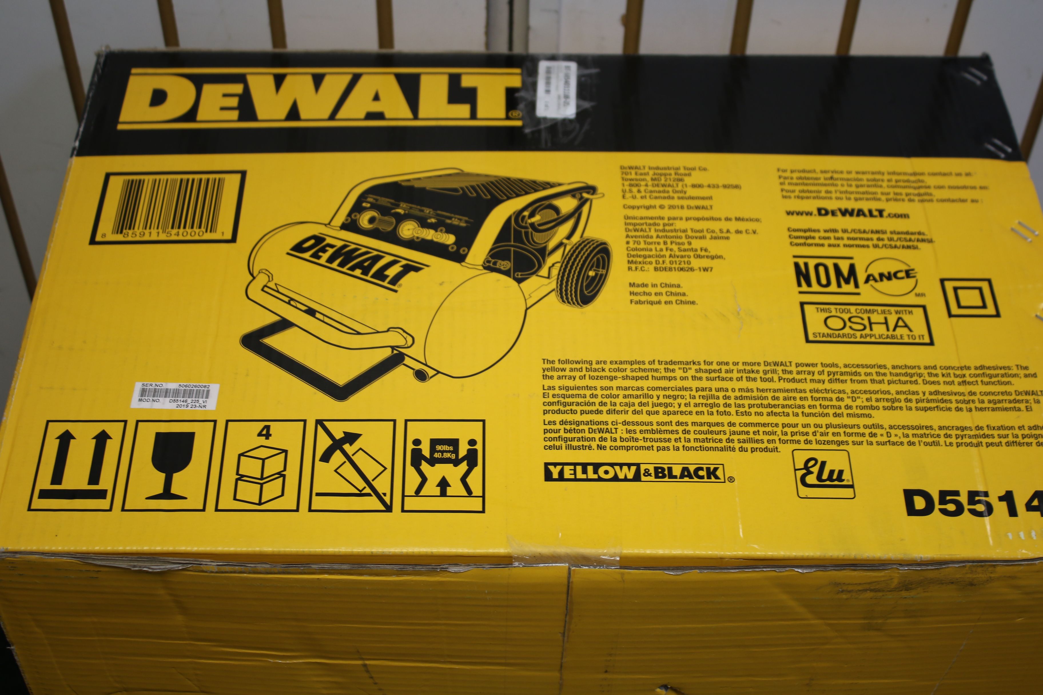 DeWalt D55146 4.5 Gallon Wheeled Portable Air Compressor