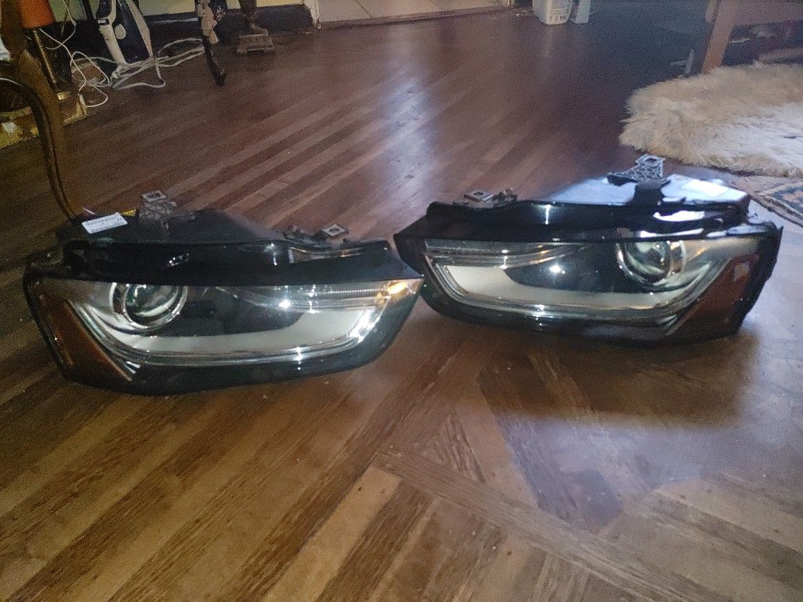 2014 Audi A4/S4 Headlights In Very Good Condition