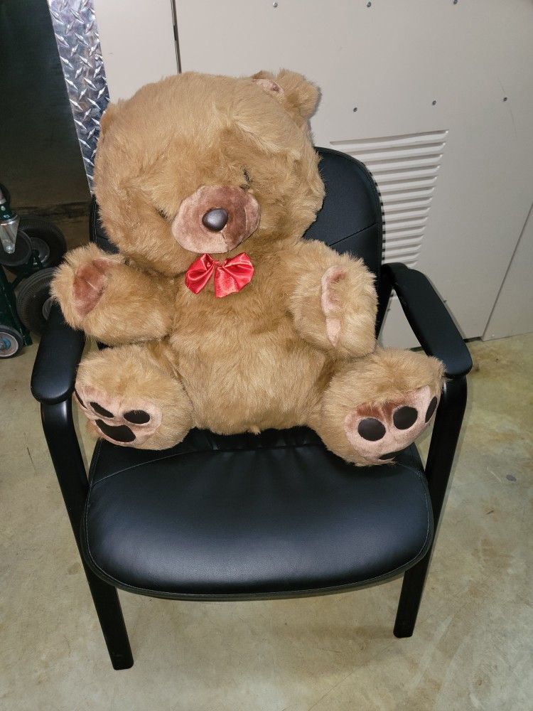 Giant Teddy Bear