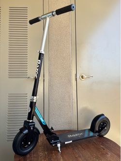 Razor Scooter Black Air