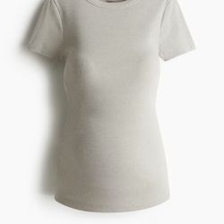 H&M Maternity Tops
