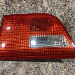 2000 thru 2004 BMW X5 RH Right Passengers Inner TAIL Light LAMP