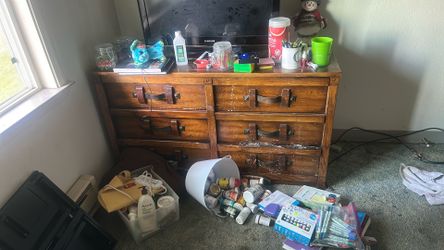 Dresser