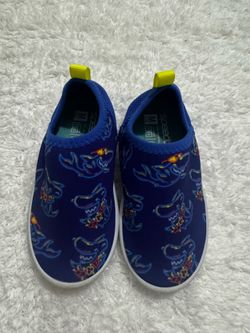 Toddler water shoes