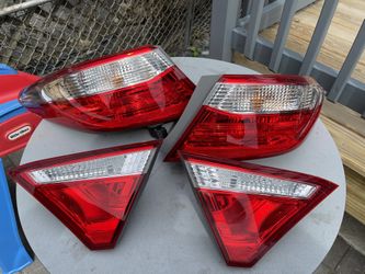 2015-2017 Toyota Camry OEM Complete Set Of Taillights