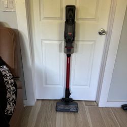 Bissel Vacuum With Light 