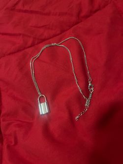 Lock necklace