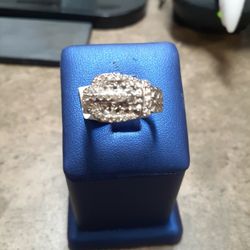 10k White Gold Belt Buckle Style Ring ,5 Gr,size 6.5