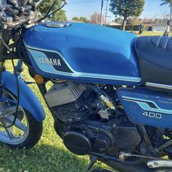 1977 Yamaha Rd400 Original French Blue Paint 