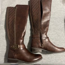 Guess boots 