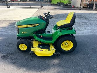 John Deere X500 Riding Lawn Tractor