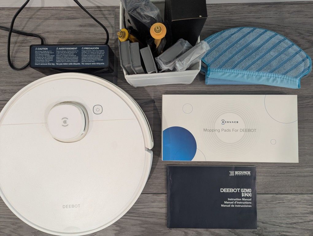 2in1 Robot Vacuum And Mop + Brand New Accessories