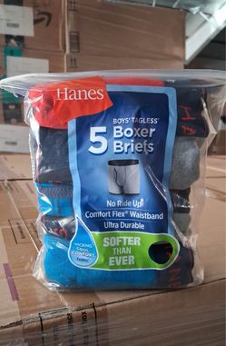 Hanes Boys' Tagless Boxer Briefs 5-Pack