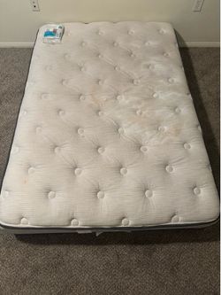 Full Mattress by Beautyrest