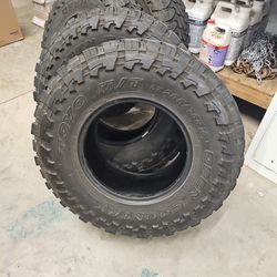 TOYO MT OPEN COUNTRY TIRES LT285/75R16