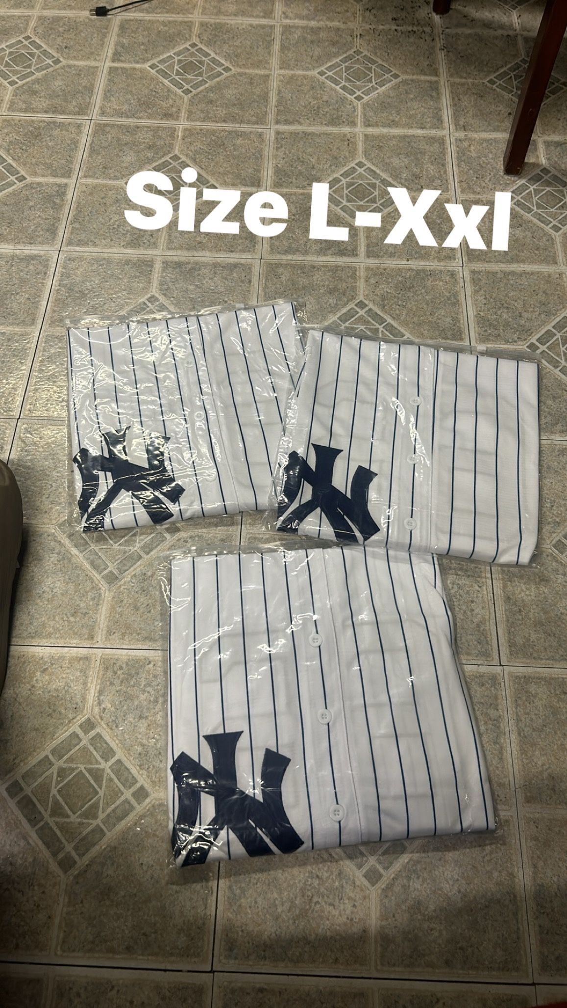 Aaron Judge Yankees jersey Sizes Large-xxl