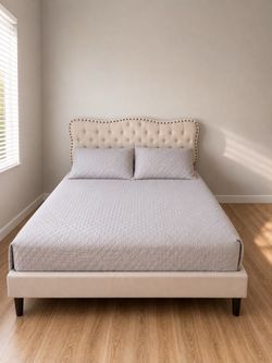 Cama Queen / Queen Bed