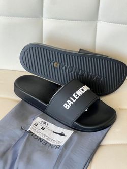 Balenciaga men slides
