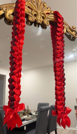 Red graduation lei