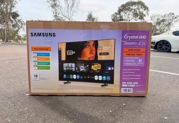 43u8000F 43” Samsung smart 4k led Uhd tv