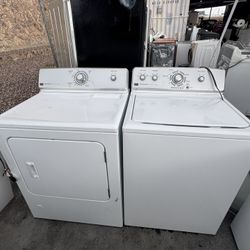 MAYTAG WASHER & GAS DRYER 