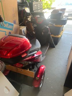 3 wheel scooter