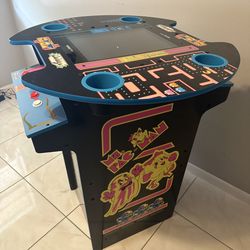 Ms. Pac-Man Arcade Game