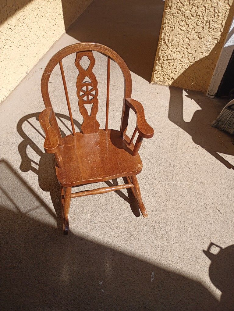 Children's Wooden Rockin Chair.