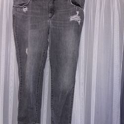 Universal Thread Jeans