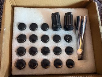 Black 12x1.5 Spline Locking Lug Nuts 20 Piece