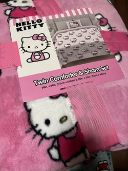 Hello Kitty Comforter