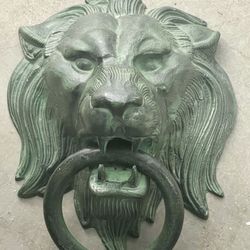 Oversized Lion Door Knocker 