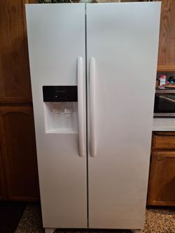 Refrigerator- Frigidaire