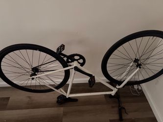 White Fixed Gear Single Speed Bicycle