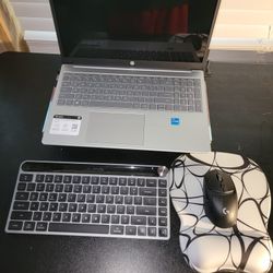 New Gaming Laptop, Key Board , Mouse, And Desk.