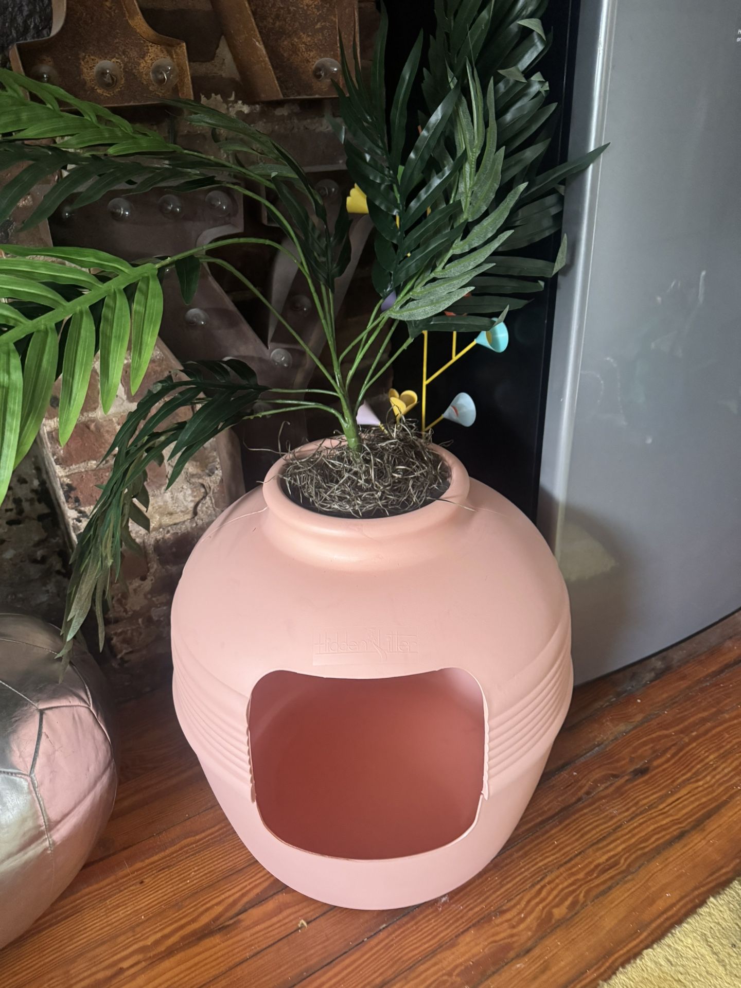 Decorative Litter Box - Brand New Never Used - Must pick up in lower east side, nyc